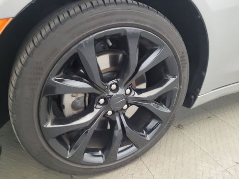 Used 2015 Chrysler 200 C w/ Navigation & Sound Group I FWD image 31