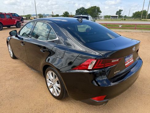 Used 2016 Lexus IS 200t RWD image 6