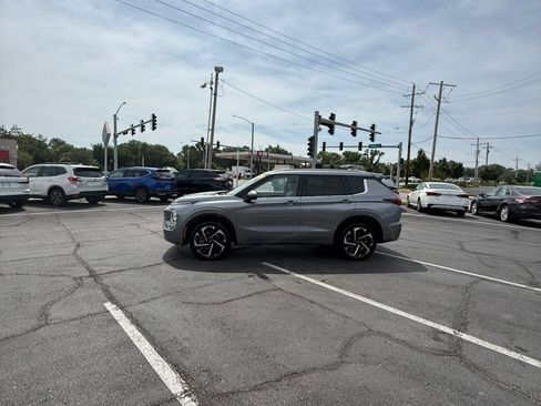 Used 2022 Mitsubishi Outlander SEL AWD/4WD image 8