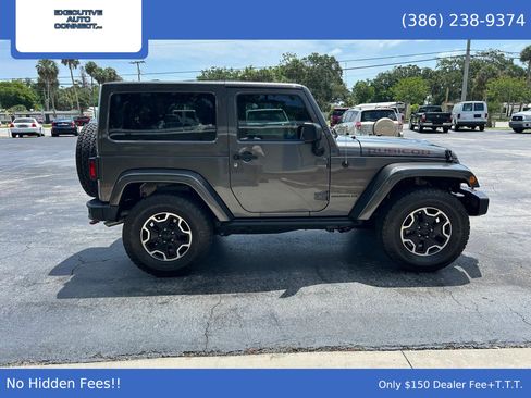 Used 2017 Jeep Wrangler Rubicon AWD/4WD image 7