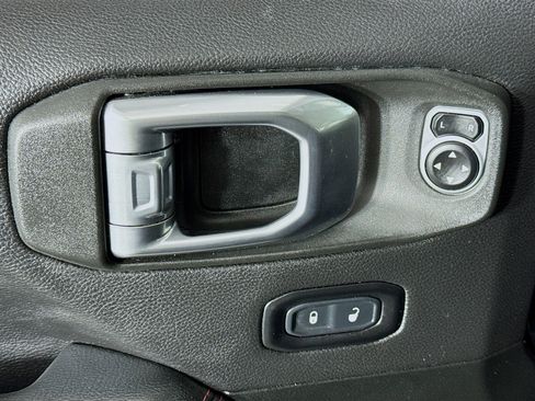 Used 2021 Jeep Wrangler Unlimited Rubicon w/ Uconnect 4C Nav & Sound Group image 41