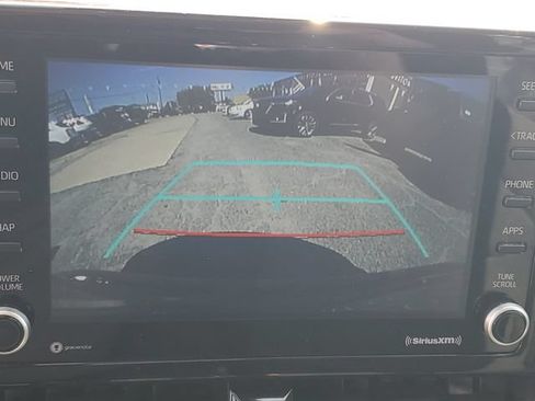 Used 2022 Toyota Corolla LE FWD image 17