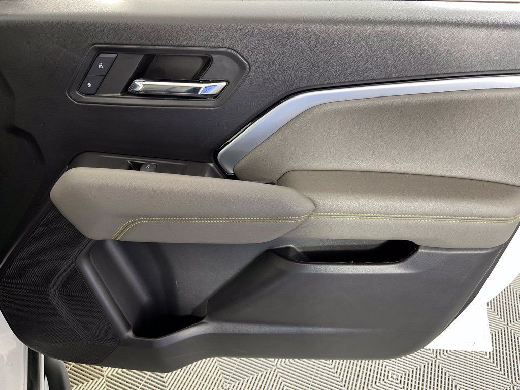 Certified 2024 Chevrolet Colorado ZR2 w/ ZR2 Convenience Package III AWD/4WD image 24