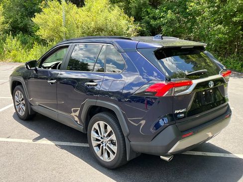 Certified 2024 Toyota RAV4 Limited w/ Advanced Technology Package AWD/4WD image 31