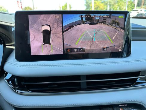 New 2027 INFINITI QX60 Luxe w/ Family Package FWD image 31