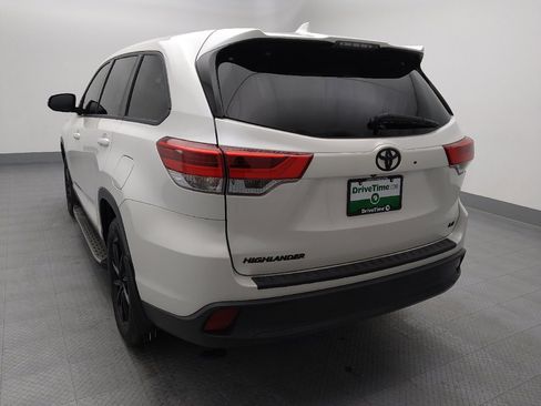 Used 2019 Toyota Highlander Plus image 6