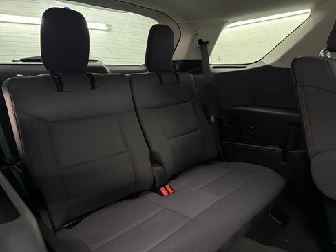 New 2026 Ford Explorer Active RWD image 30