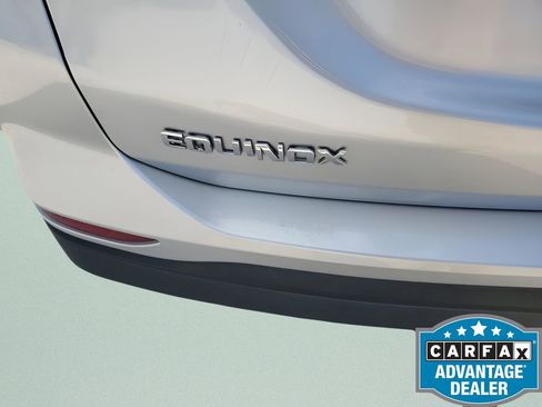 Used 2021 Chevrolet Equinox LS image 40