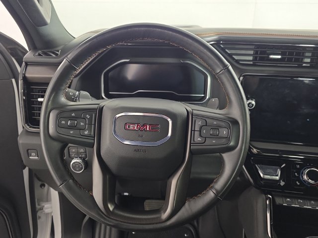 Used 2024 GMC Sierra 1500 AT4 w/ AT4 Preferred Package AWD/4WD image 18