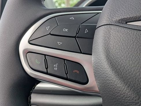 New 2027 Chrysler Pacifica Select FWD image 17