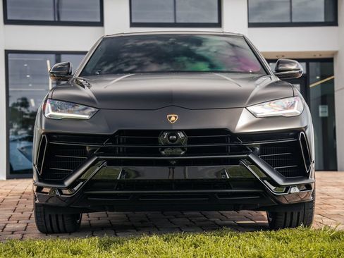 Used 2023 Lamborghini Urus S AWD/4WD image 9