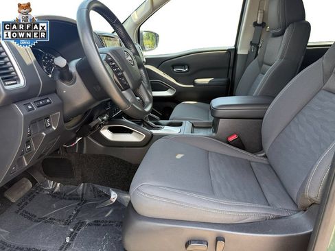 Certified 2023 Nissan Frontier SV w/ SV Convenience Package AWD/4WD image 9