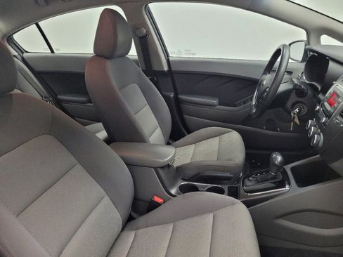 Used 2017 Kia Forte LX FWD image 21