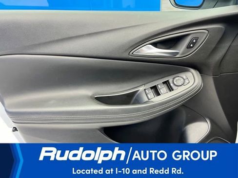 Used 2025 Buick Encore GX Preferred image 12