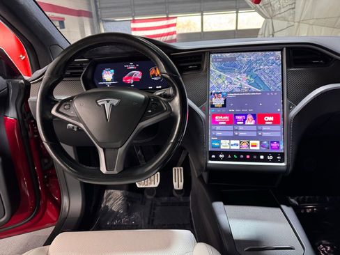 Used 2018 Tesla Model X P100D image 20