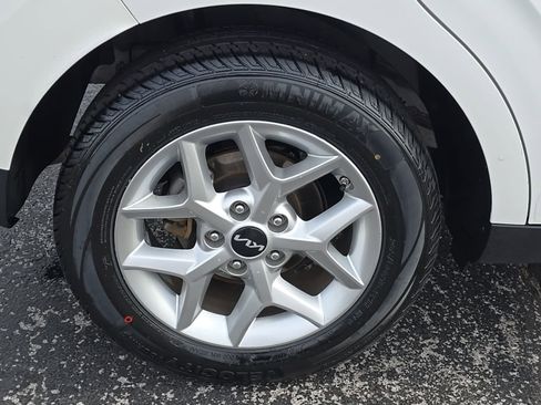 Used 2024 Kia Soul LX w/ Option Group 015 image 8