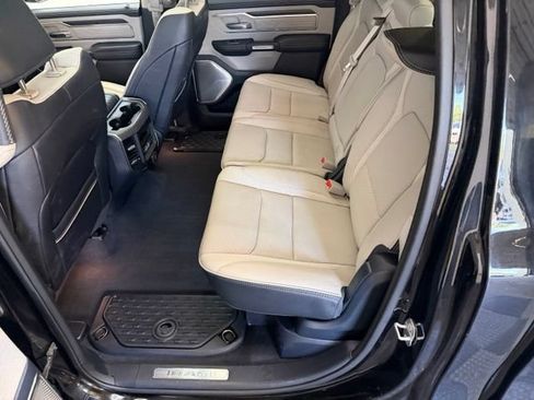 Used 2022 RAM 1500 Limited AWD/4WD image 37