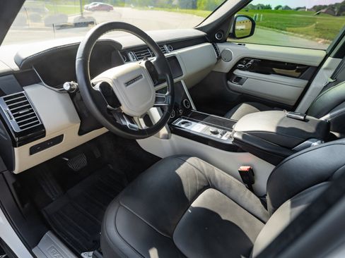 Used 2020 Land Rover Range Rover HSE image 33
