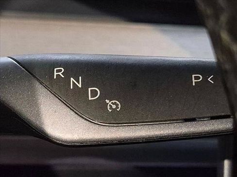 Used 2021 Tesla Model Y Long Range AWD/4WD image 12