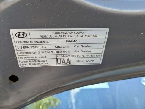 Certified 2024 Hyundai Elantra SEL w/ Convenience Package image 34