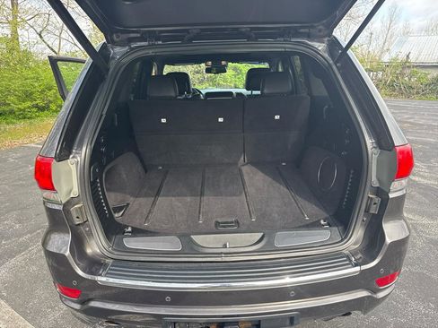 Used 2016 Jeep Grand Cherokee Overland w/ Advanced Technology Group image 10