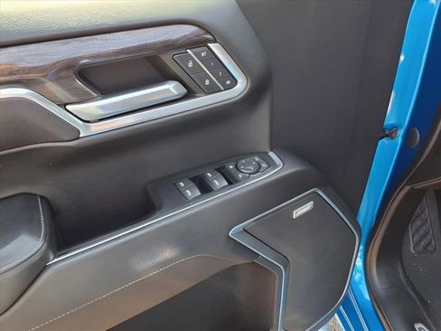 Used 2022 Chevrolet Silverado 1500 LTZ w/ Technology Package image 16