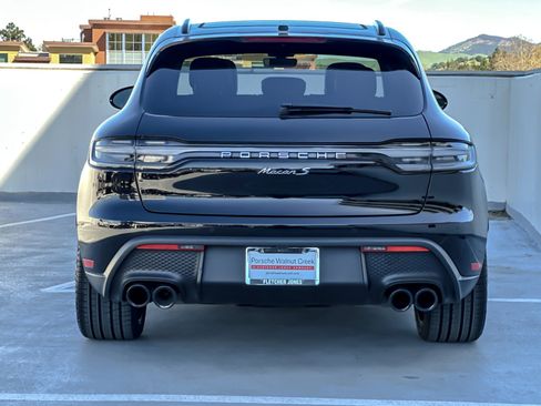 Certified 2024 Porsche Macan S image 7