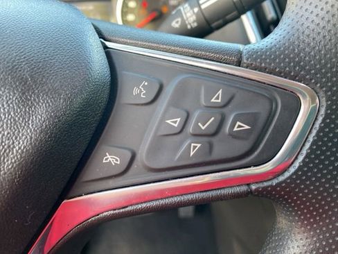 Used 2020 Chevrolet Equinox LT image 20