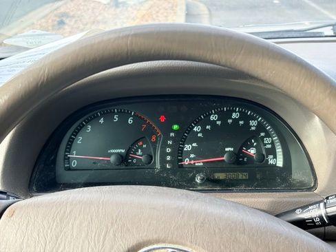 Used 2002 Toyota Camry LE image 15