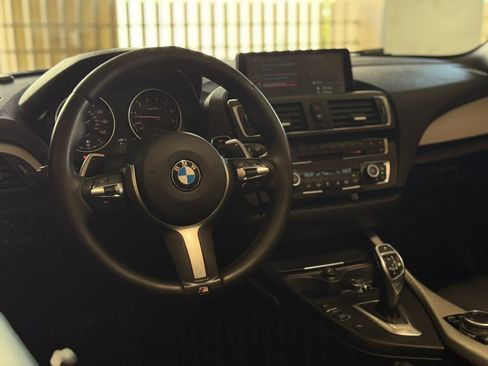 Used 2016 BMW M235i Convertible image 29