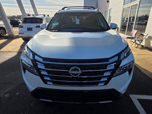 New 2026 Nissan Rogue Platinum w/ Platinum Premium Package image 8