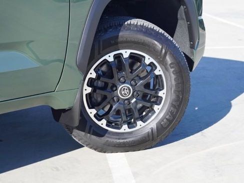 Used 2022 Toyota Tundra SR5 w/ TRD Off-Road Package image 8