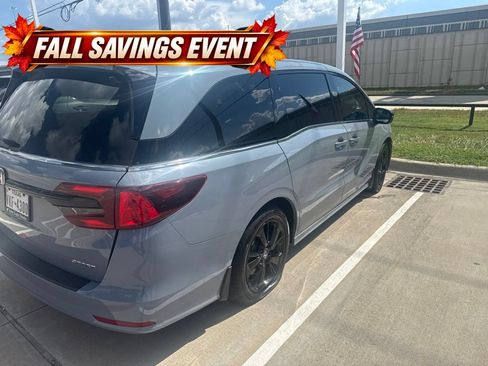 Used 2024 Honda Odyssey Sport image 16