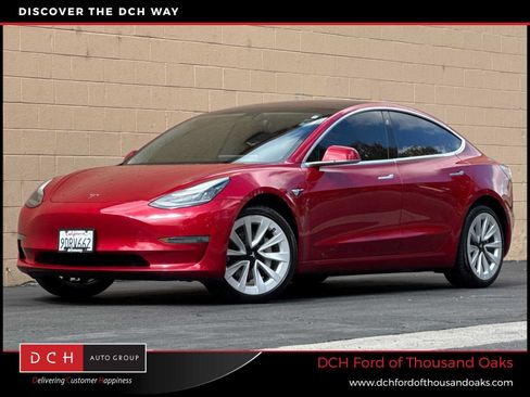 Used 2018 Tesla Model 3 Long Range RWD image 1