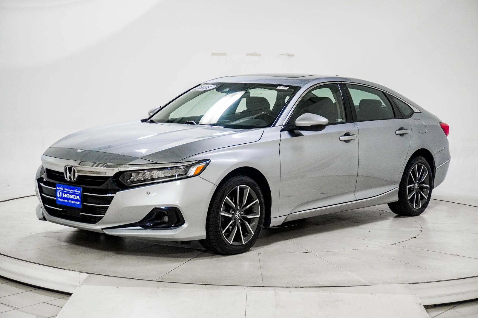 Used 2021 Honda Accord EX-L image 3