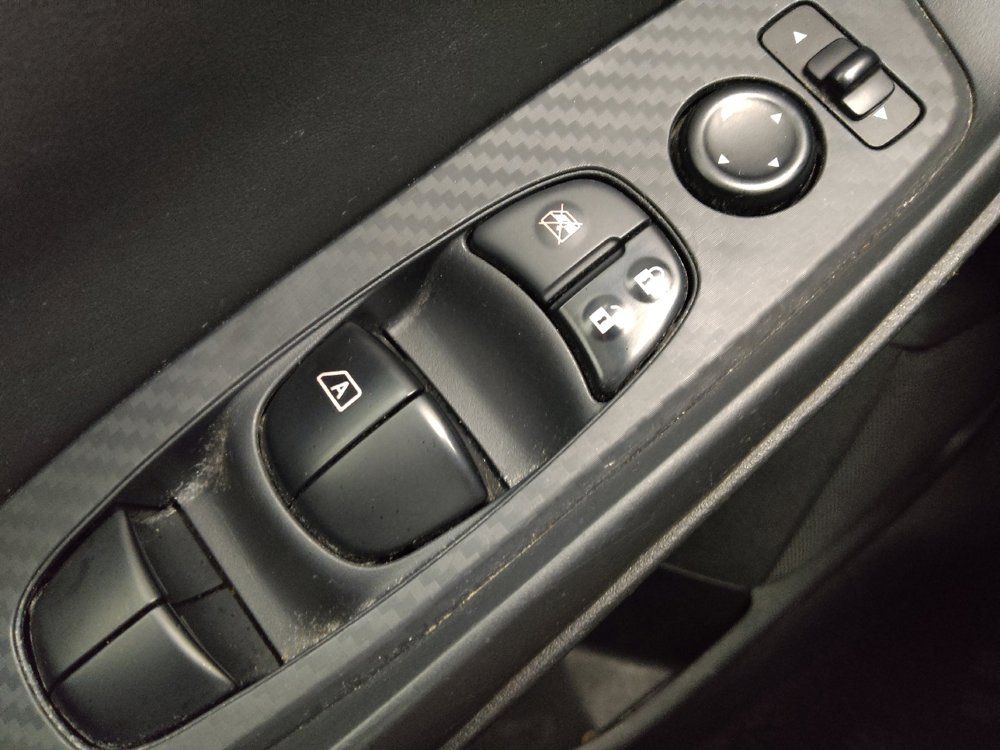 Used 2020 Nissan Sentra SV FWD image 27