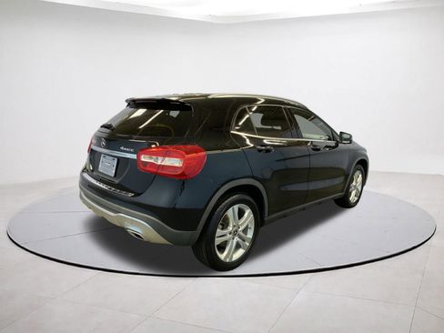 Used 2018 Mercedes-Benz GLA 250 4MATIC image 6