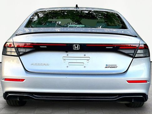 Used 2023 Honda Accord Sport image 7