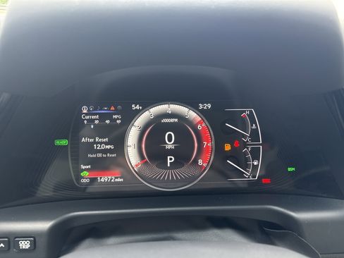 Used 2024 Lexus ES 300h w/ Accessory Package (Z2) FWD image 21