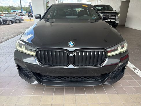 Used 2023 BMW 540i w/ M Sport Package RWD image 9