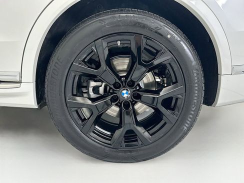 Used 2026 BMW X7 xDrive40i image 30