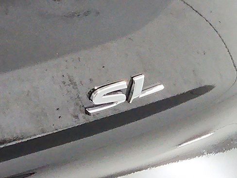 Used 2025 Nissan Pathfinder SL FWD image 25