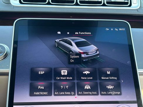 Used 2025 Mercedes-Benz S 580 4MATIC Sedan image 26