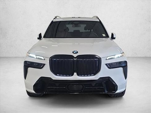 Used 2026 BMW X7 xDrive40i image 2