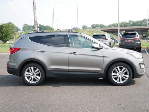 Used 2013 Hyundai Santa Fe Sport 2.0T AWD/4WD image 8