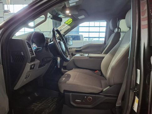 Used 2018 Ford F150 XLT w/ Equipment Group 302A Luxury AWD/4WD image 18