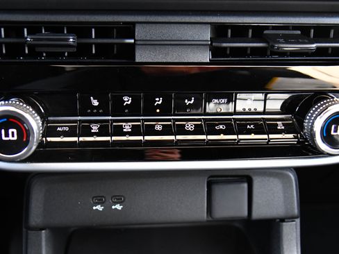 Used 2024 Honda Prologue Touring image 26