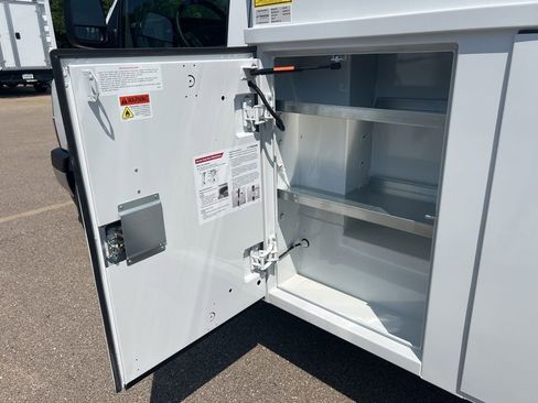 New 2025 Chevrolet Express 3500 w/ Power Convenience Package image 10