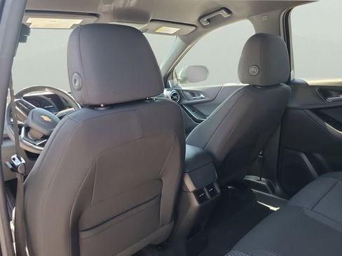 New 2026 Chevrolet Equinox LT image 10