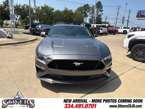 Used 2021 Ford Mustang GT Premium w/ Equipment Group 401A RWD image 3